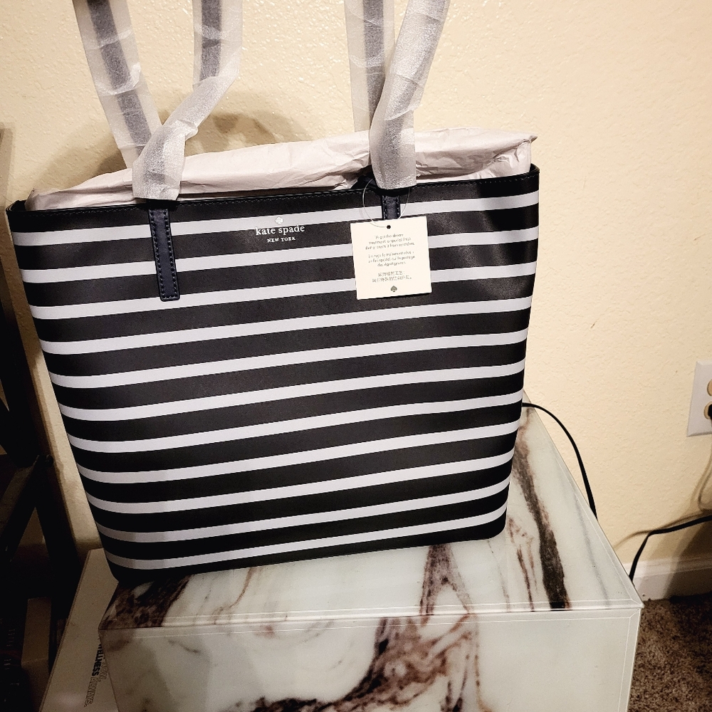 Kate Spade Navy and White Striped Leather Tote Bag NWT - Picture 2 of 4